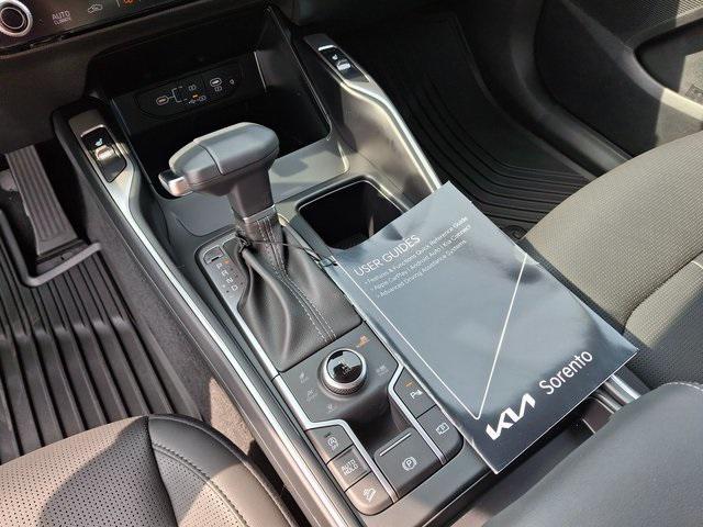 new 2025 Kia Sorento car, priced at $36,170