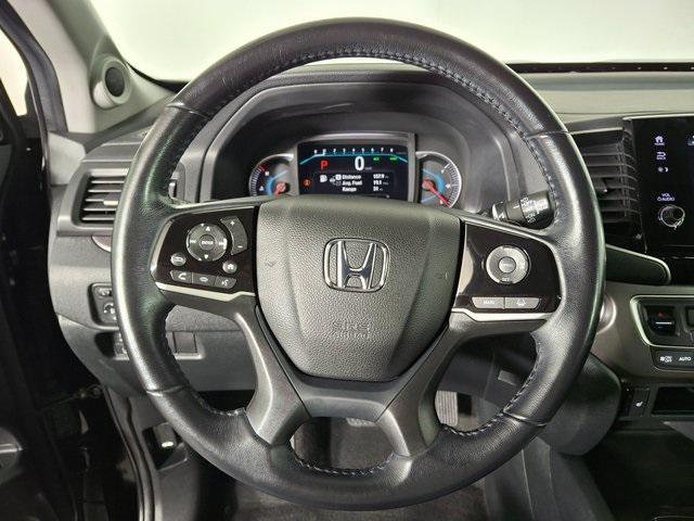 used 2022 Honda Pilot car, priced at $27,900