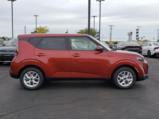 new 2025 Kia Soul car, priced at $21,810