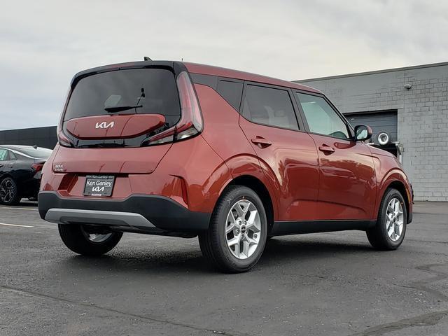 new 2025 Kia Soul car, priced at $21,810