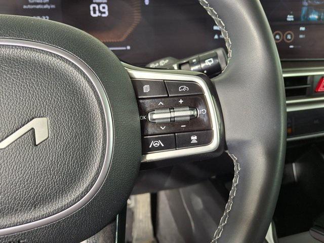 used 2024 Kia Sorento car, priced at $33,500