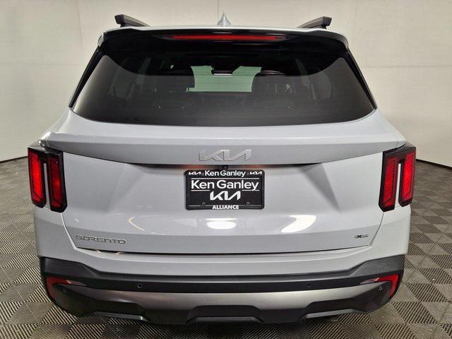 used 2024 Kia Sorento car, priced at $33,500