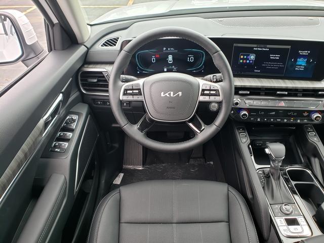 new 2025 Kia Telluride car, priced at $46,100