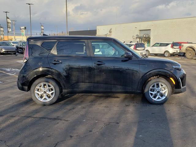 new 2025 Kia Soul car, priced at $21,315