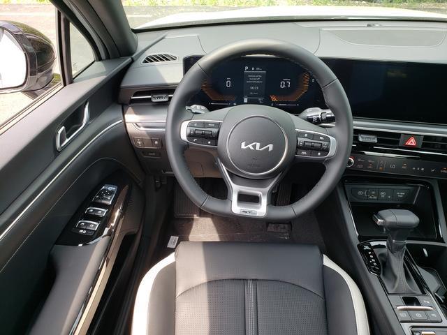 new 2025 Kia K5 car, priced at $29,045