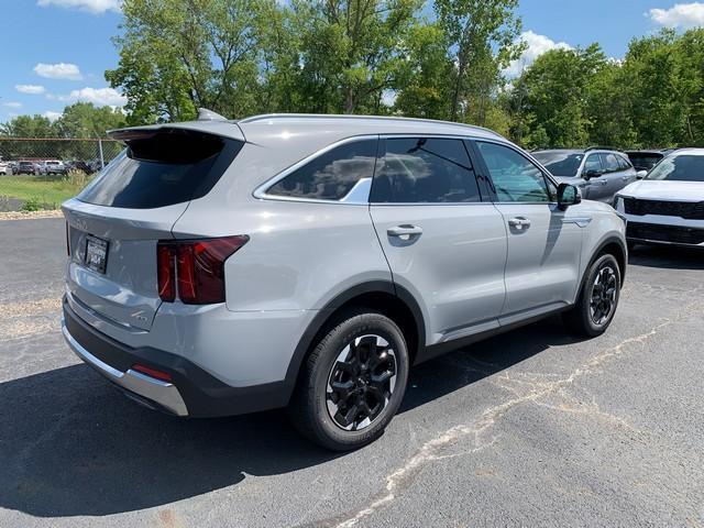 new 2025 Kia Sorento car, priced at $38,760