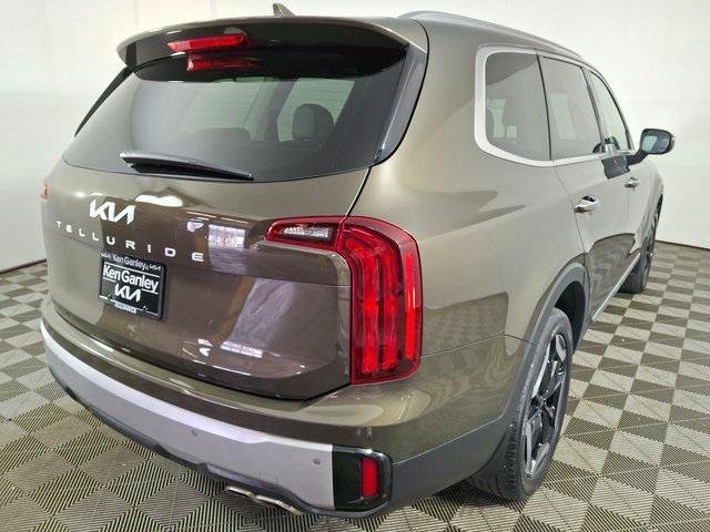 used 2024 Kia Telluride car, priced at $34,900