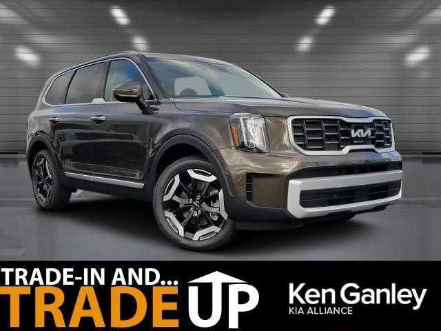 new 2025 Kia Telluride car, priced at $42,060