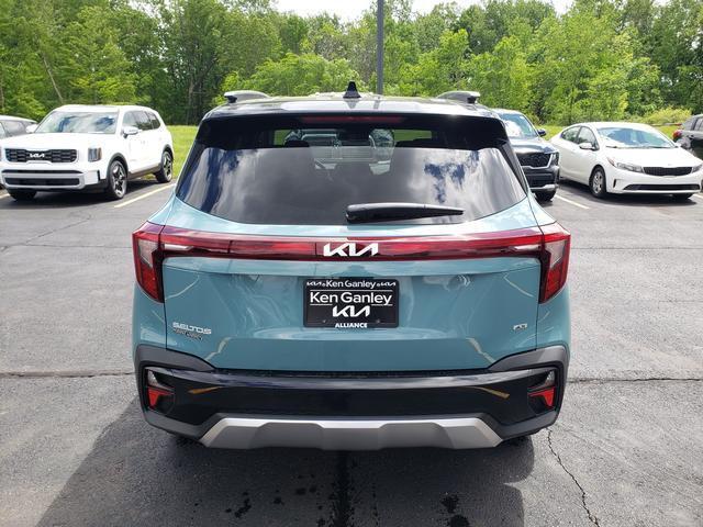 new 2025 Kia Seltos car, priced at $28,040