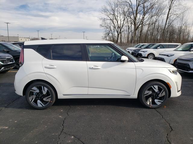 new 2025 Kia Soul car, priced at $28,010