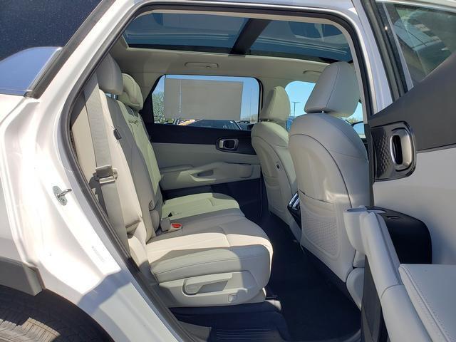 new 2025 Kia Sorento car, priced at $37,470