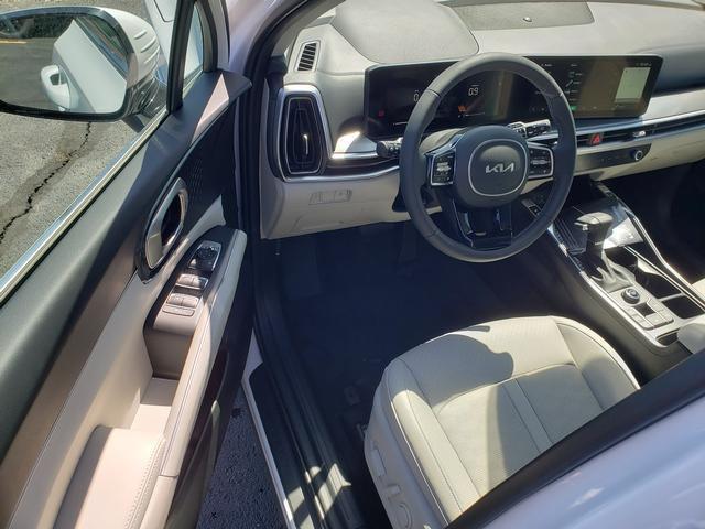 new 2025 Kia Sorento car, priced at $37,470