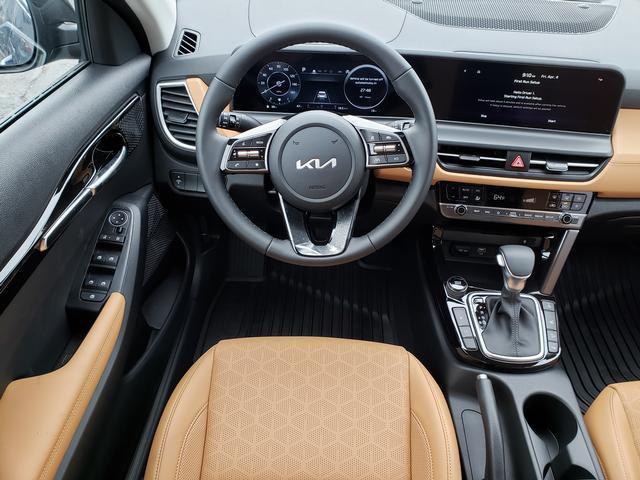 new 2025 Kia Seltos car, priced at $29,775