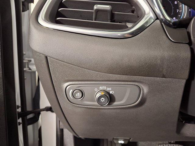 used 2022 Chevrolet Equinox car, priced at $21,724