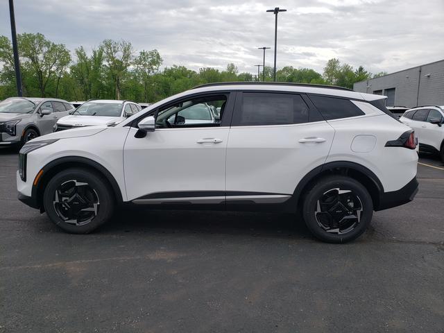 new 2026 Kia Sportage car, priced at $34,680