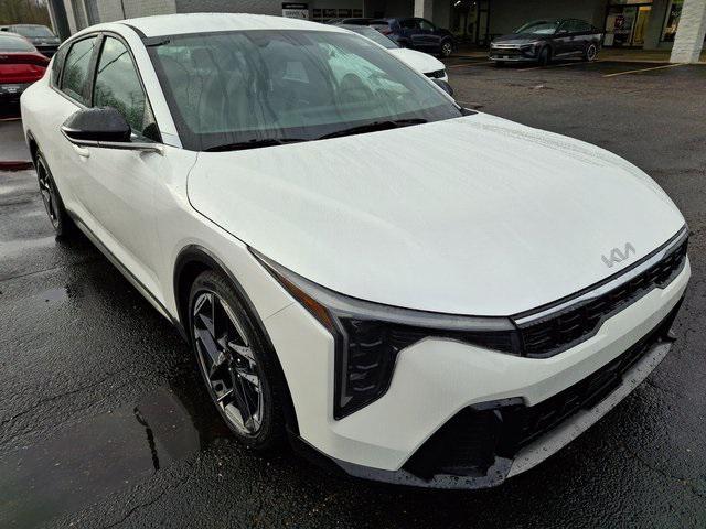 new 2025 Kia K4 car, priced at $24,930