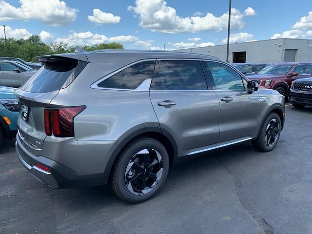 new 2025 Kia Sorento Hybrid car, priced at $42,205