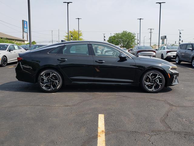 new 2025 Kia K5 car, priced at $28,465
