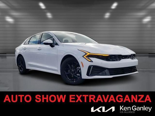 new 2025 Kia K5 car, priced at $27,390