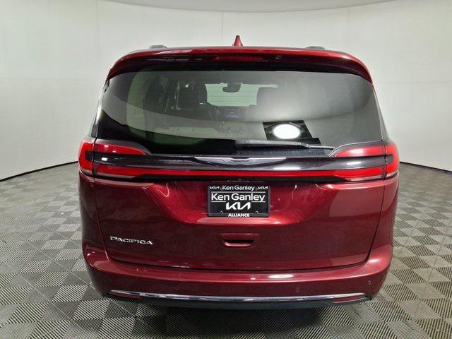 used 2021 Chrysler Pacifica car, priced at $21,481