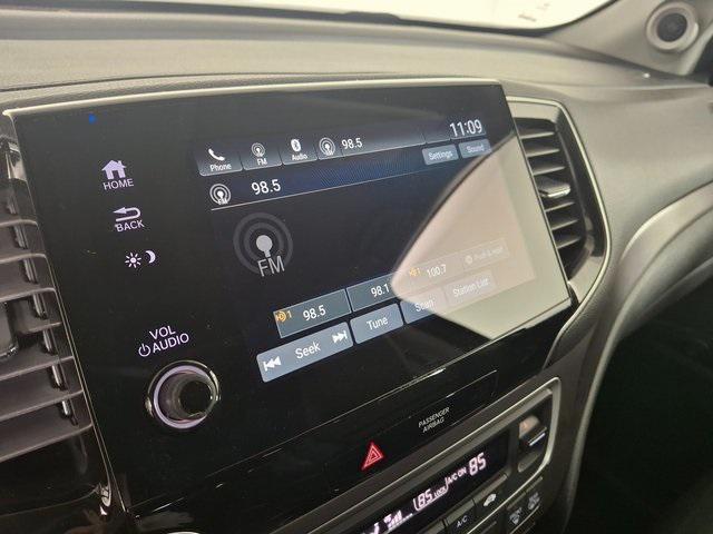 used 2022 Honda Pilot car, priced at $28,900