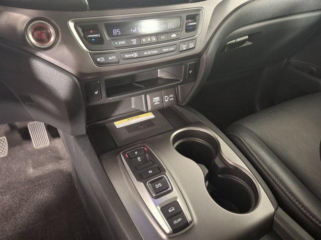 used 2022 Honda Pilot car, priced at $28,900