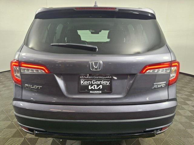 used 2022 Honda Pilot car, priced at $28,900