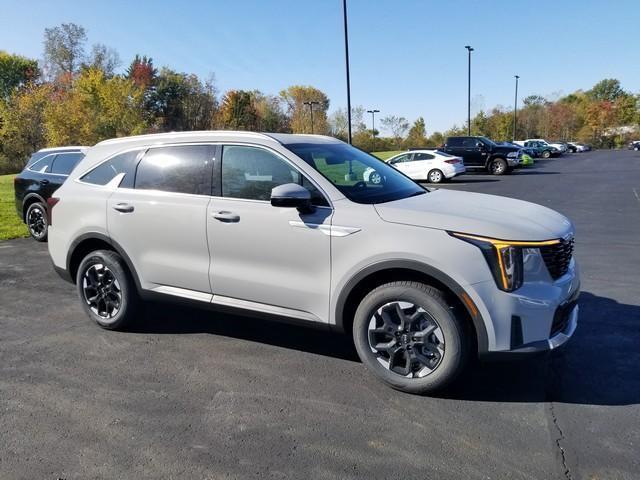 new 2025 Kia Sorento car, priced at $35,685