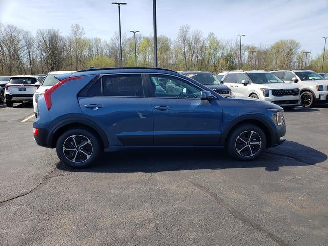 new 2025 Kia Niro car, priced at $30,280