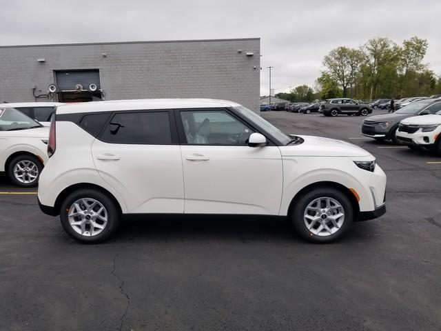 new 2025 Kia Soul car, priced at $22,850