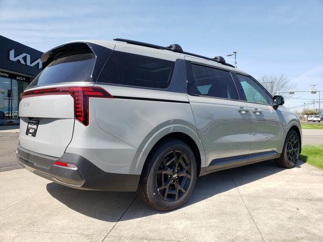 new 2025 Kia Carnival car, priced at $52,905