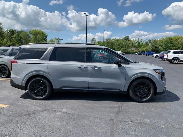 new 2025 Kia Carnival car, priced at $54,655