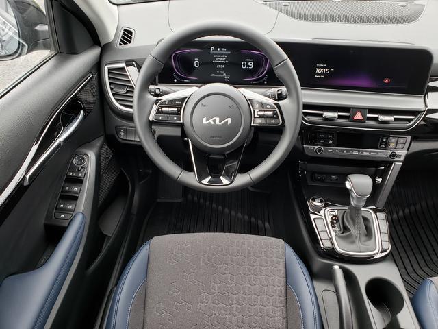 new 2025 Kia Seltos car, priced at $27,670