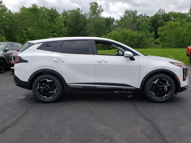 new 2026 Kia Sportage car, priced at $32,095