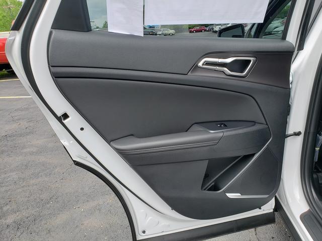 new 2026 Kia Sportage car, priced at $32,095