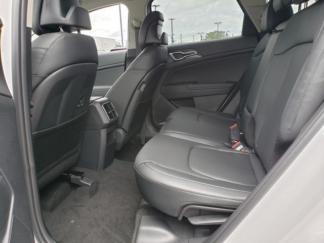 new 2026 Kia Sportage car, priced at $32,095