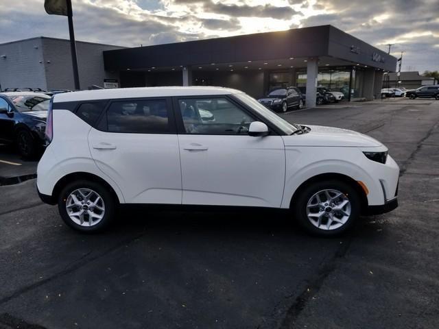 new 2025 Kia Soul car, priced at $22,185