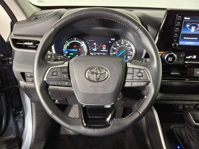 used 2021 Toyota Highlander Hybrid car, priced at $35,847