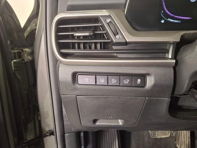 used 2024 Kia Telluride car, priced at $38,900