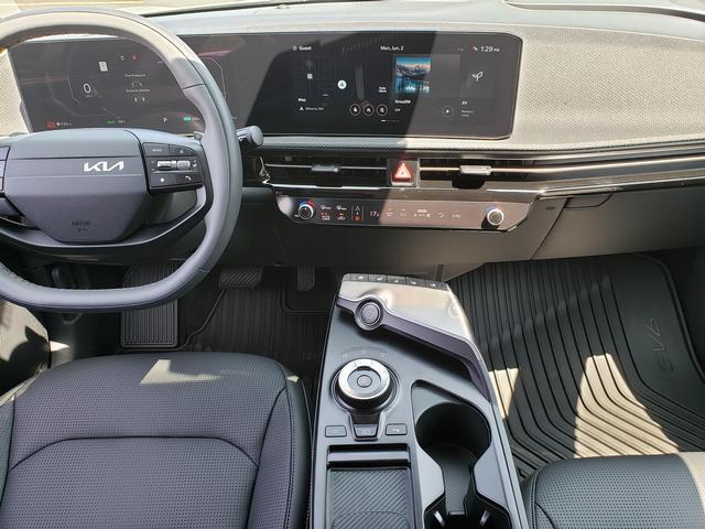 new 2025 Kia EV6 car, priced at $51,715