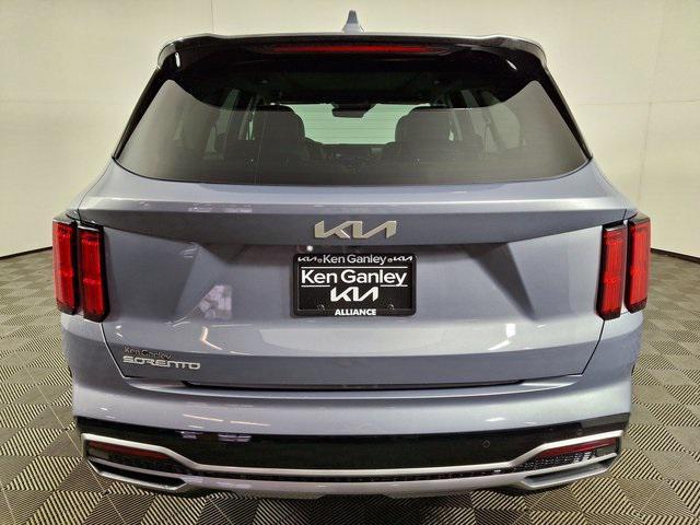 used 2023 Kia Sorento car, priced at $28,500