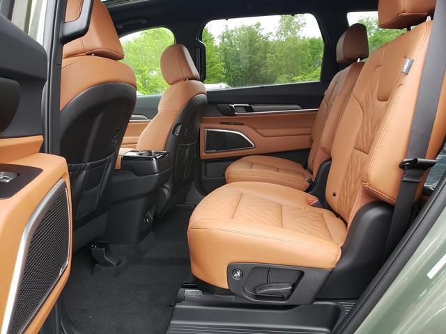 new 2025 Kia Telluride car, priced at $50,188