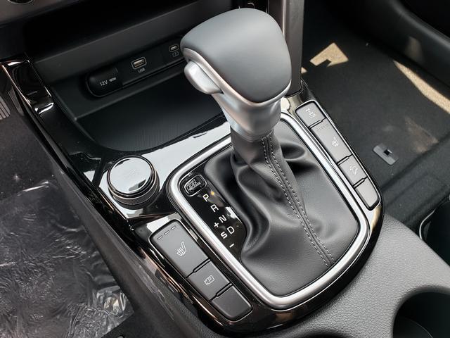 new 2025 Kia Seltos car, priced at $28,395