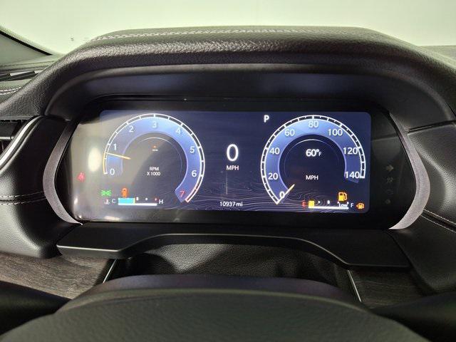 used 2024 Jeep Grand Cherokee car, priced at $39,899
