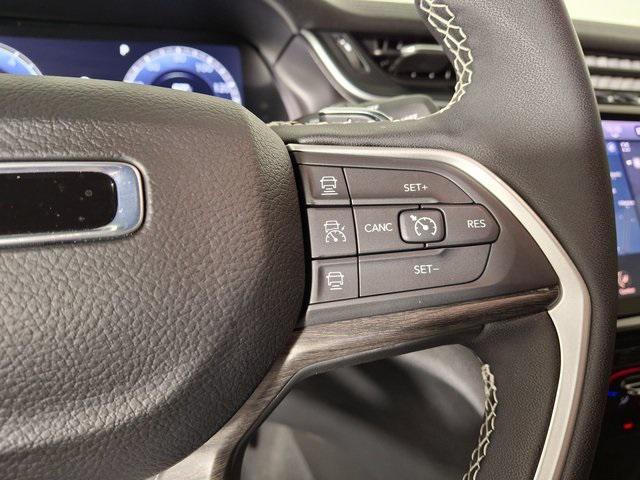 used 2024 Jeep Grand Cherokee car, priced at $39,899