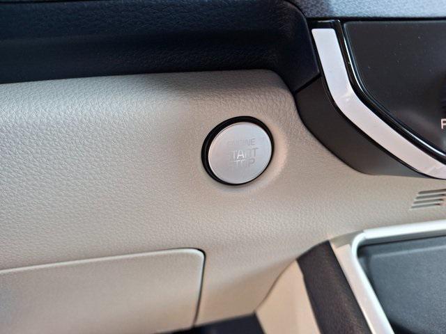 new 2026 Kia Carnival Hybrid car, priced at $44,745