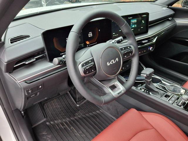 new 2026 Kia K5 car, priced at $32,055