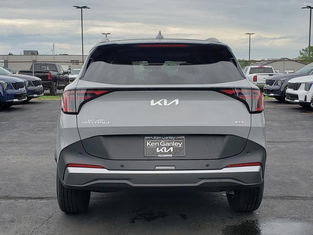 new 2026 Kia Sportage car, priced at $33,680