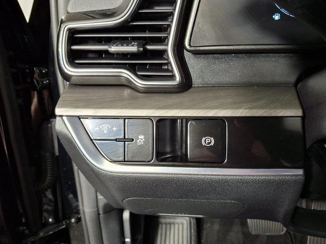 used 2023 Kia Sportage car, priced at $25,900