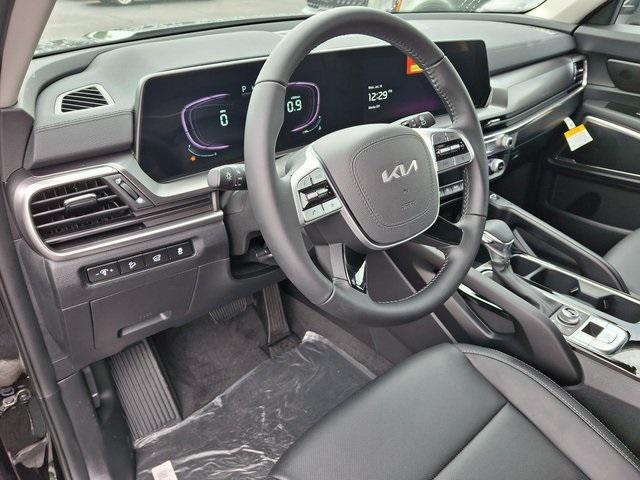 new 2025 Kia Telluride car, priced at $42,425